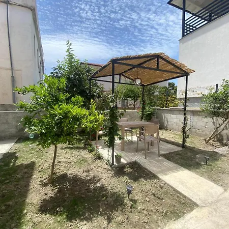 Apartament Luani