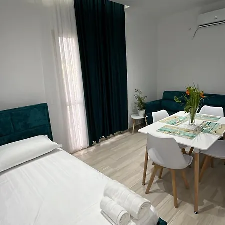 Apartment Luani *